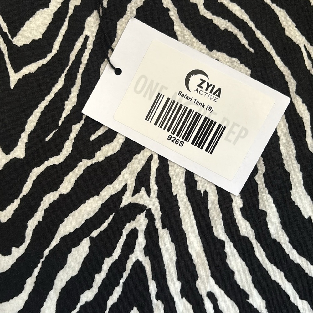 ZYIA Active Black & White Safari Tank Size Small New With Tags! - Picture 9 of 11